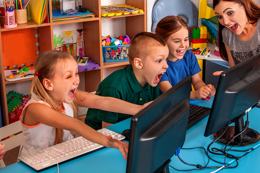 children-computer-class-us-for-education-and-video-game-boys-an
