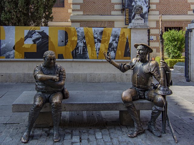 alcala-de-henares-spain-august-2018-sculpture-of-don-quijot